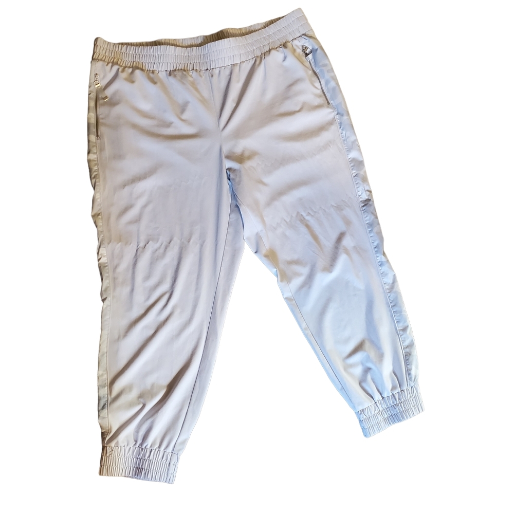 Chicos Zenergy camo striped joggers